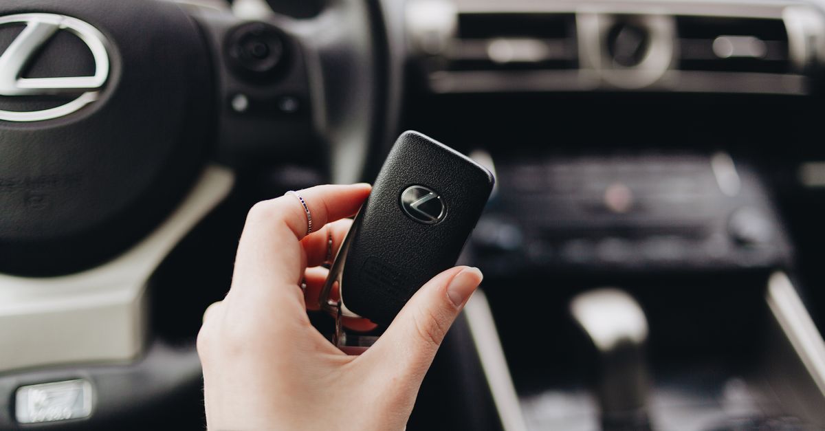 Toyota car key fob — Palisade Park Locksmith