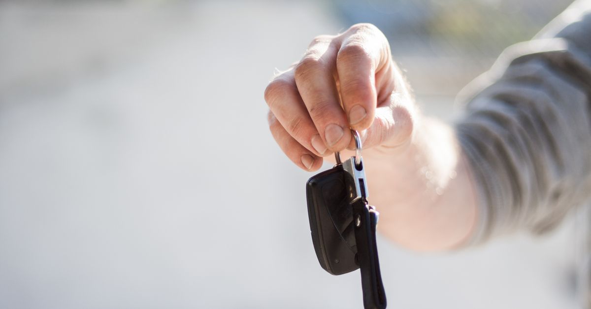 Car Key Replacement: Locksmith vs. Dealership Cost in Bergen County — Palisade Park Locksmith