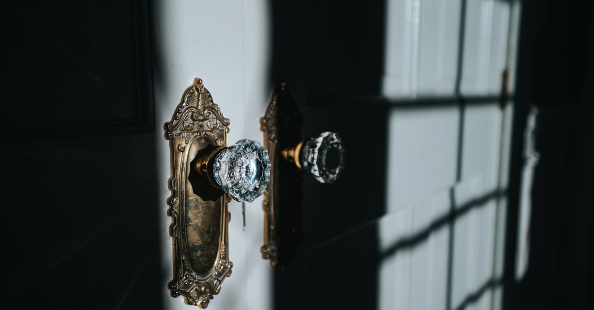 Deadbolt Installation — Palisade Park Locksmith
